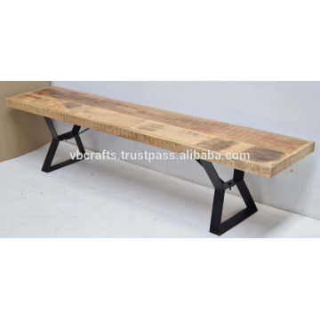 Banc de style industriel